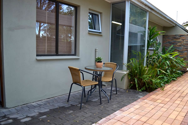 Two bedroom self catering unit with garden area