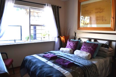 Two bedroom self catering unit near N1 Bloemfontein
